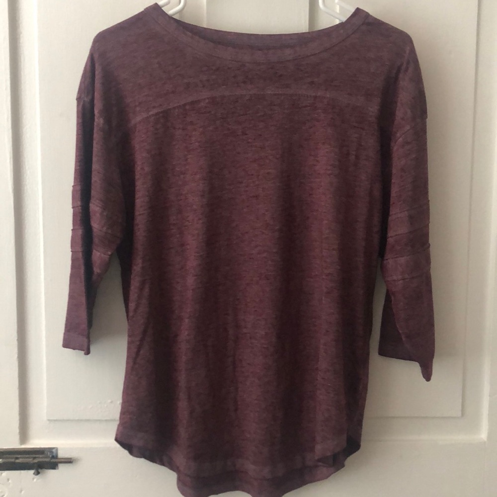 Juniors plain maroon shirt
